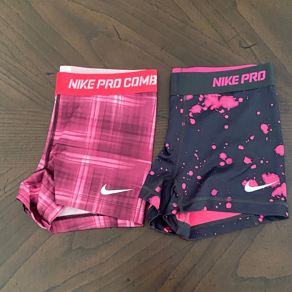 Small Nike a Pro Combat Pink and Black Shorts - Set of 2